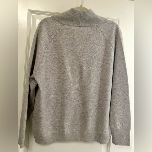 Sundance Gray Women's Sweater - Picture 4 of 5